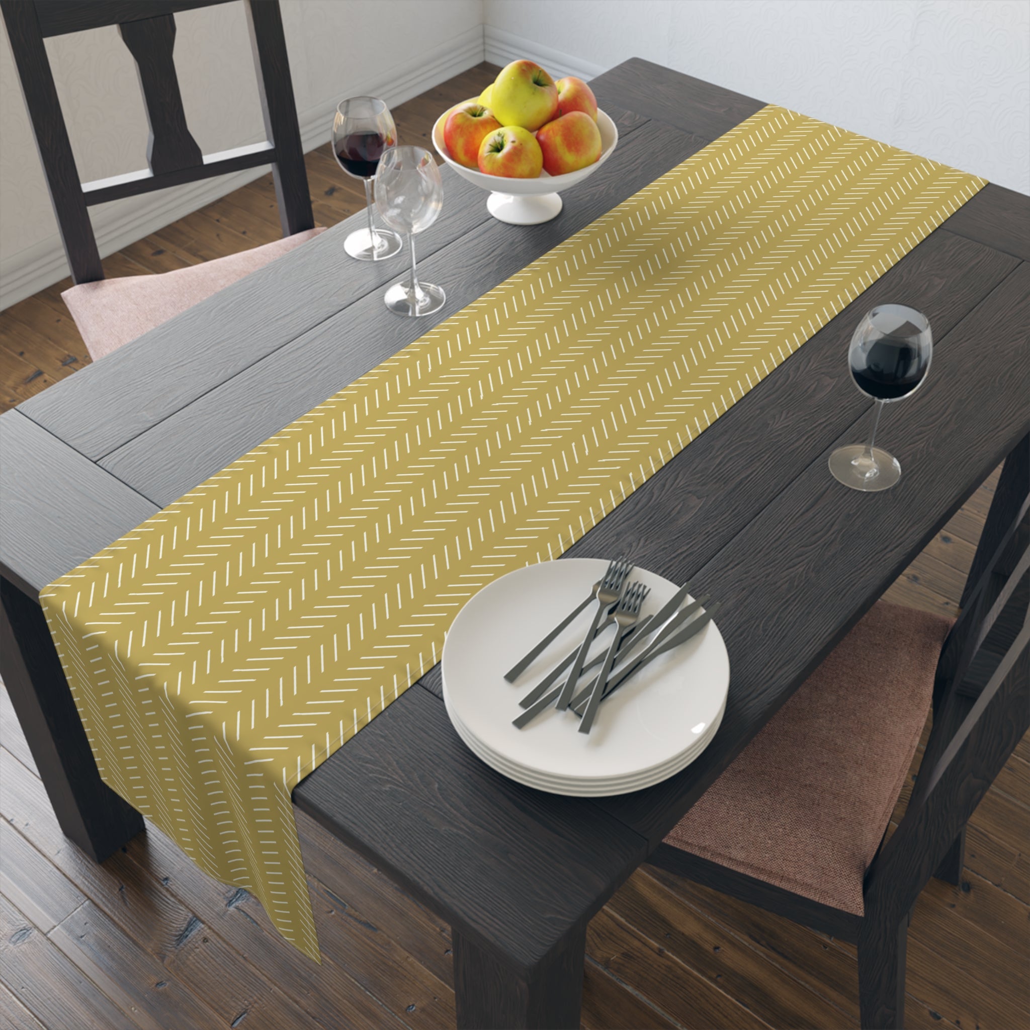 Yellow Diagonal Dash Table Runner – Modern Minimal Pattern Accent - SnugLiving