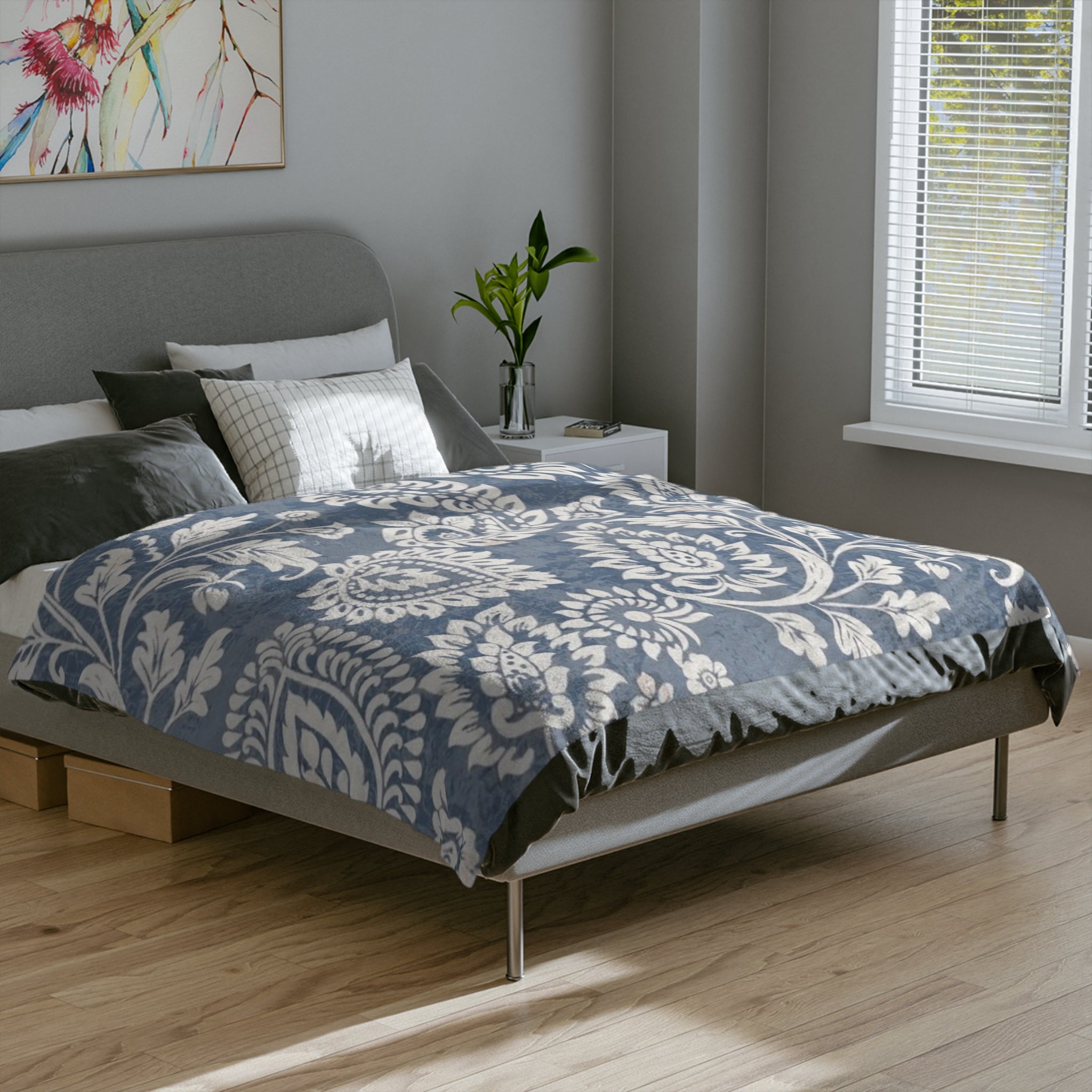 Microfiber Blanket | Soft Throw for Home Decor - Blue & White Floral